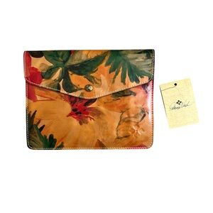 Patricia Nash Multicolor Floral Leather Pouch NWT 100% leather